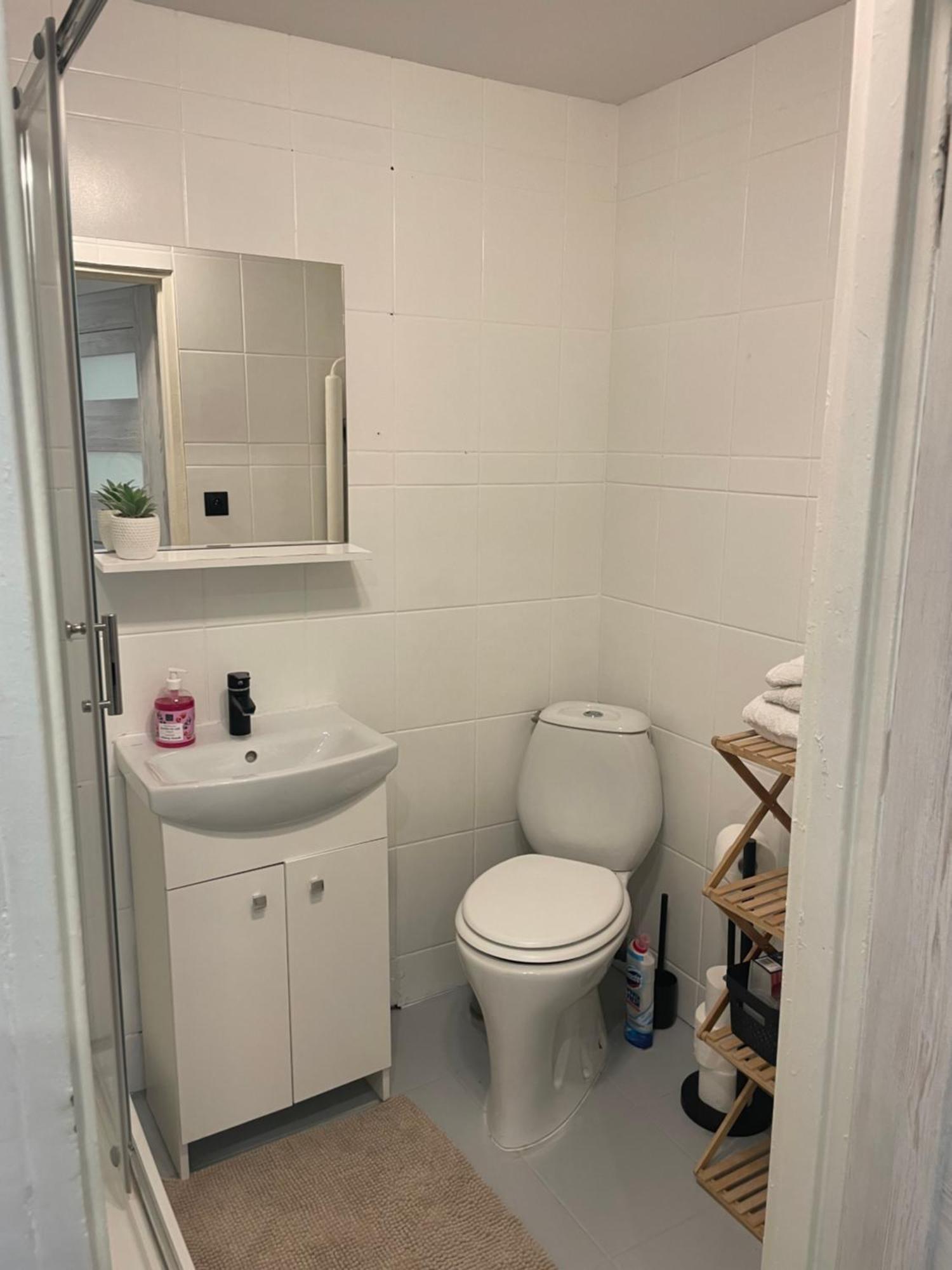 Apartament 2 Pokojowy W Centrum Miasta Żagań Eksteriør bilde
